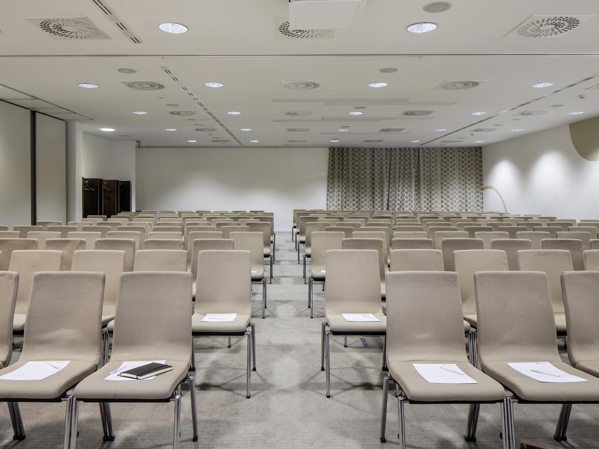 Ac Hotel By Marriott Bratislava Old Town المظهر الخارجي الصورة