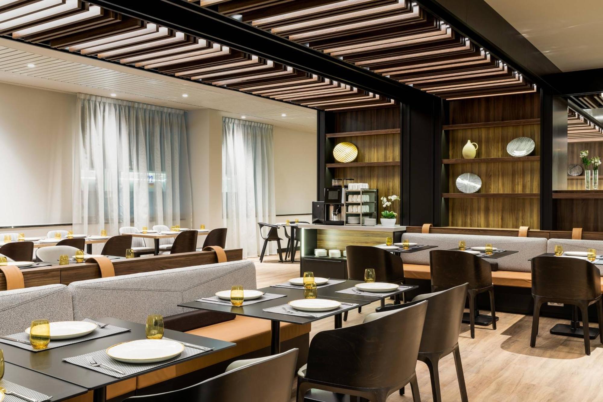 Ac Hotel By Marriott Bratislava Old Town المظهر الخارجي الصورة