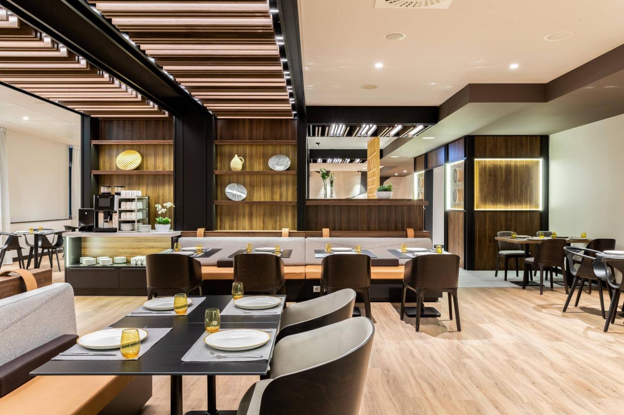 Ac Hotel By Marriott Bratislava Old Town المظهر الخارجي الصورة