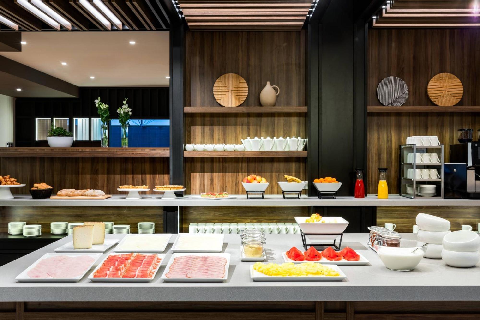 Ac Hotel By Marriott Bratislava Old Town المظهر الخارجي الصورة
